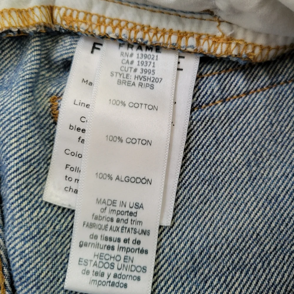 Frame Heritage Le Vintage Short 28 Distressed Blue Denim
